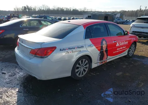 2011 Toyota Avalon Limited z USA, uszkodzony, nr VIN 4T1BK3DB9BU413784